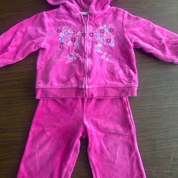 BabiesRUs Bright Pink Velour Set - Picture 1 of 4